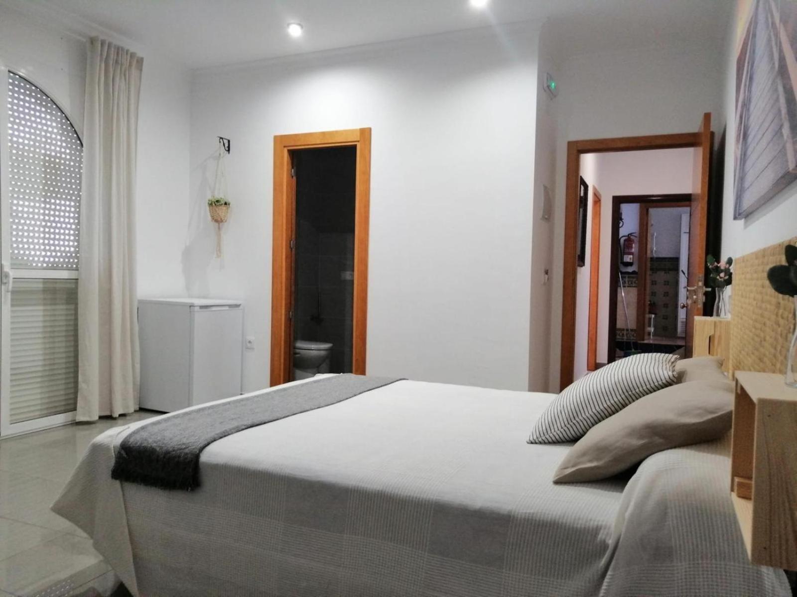 Hostal La Tarayuela 巴尔巴特 外观 照片