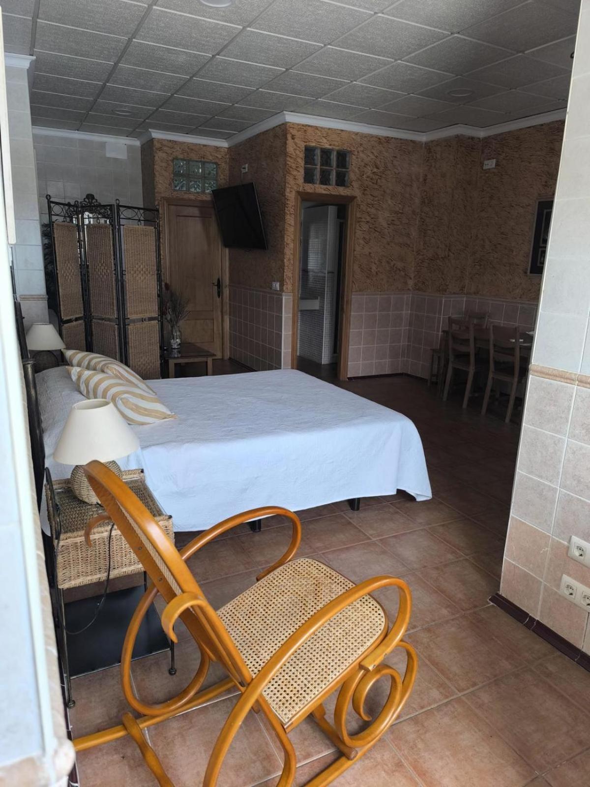 Hostal La Tarayuela 巴尔巴特 外观 照片